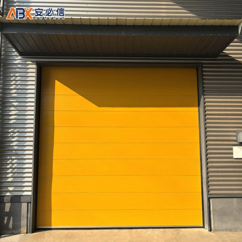 四平升降提升门